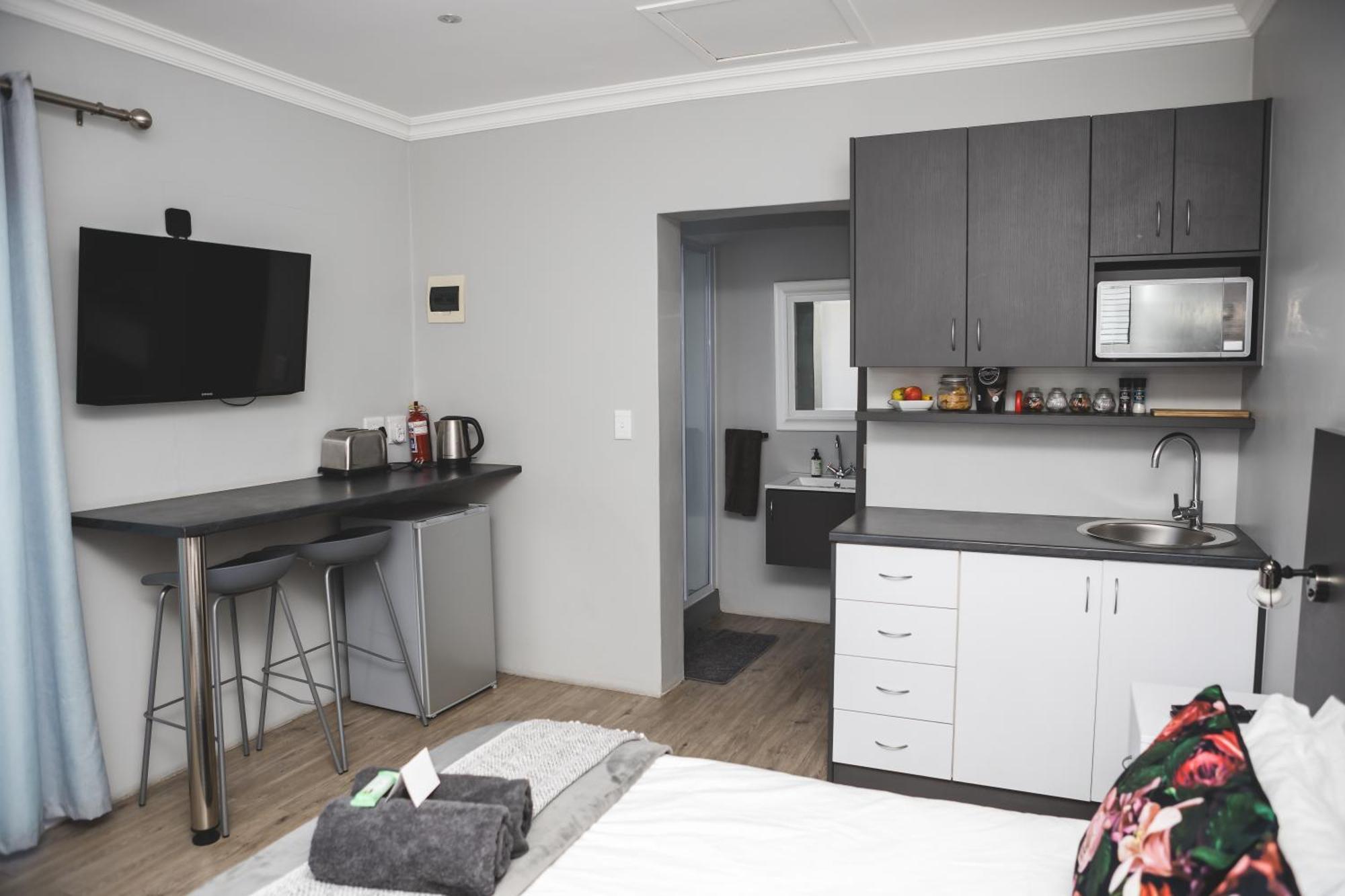 Wanderlust Private Studio Apartment Langebaan Esterno foto