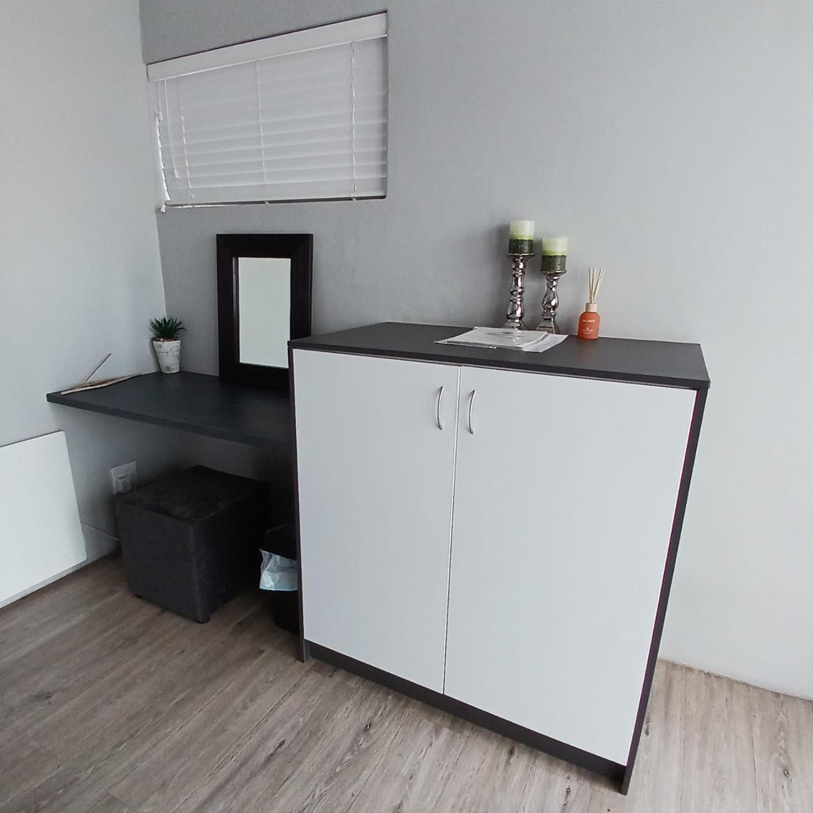 Wanderlust Private Studio Apartment Langebaan Esterno foto